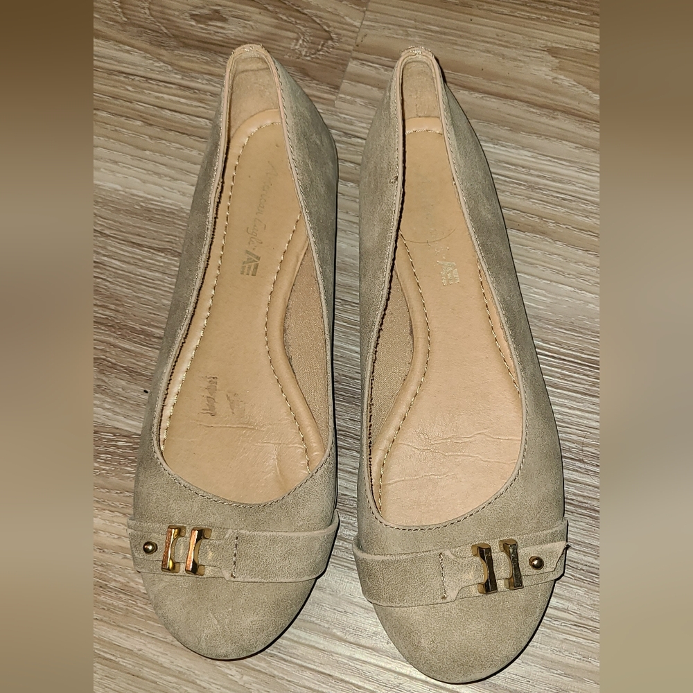 AE American Eagle shoes